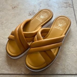 Vince Camuto Sevaida sandal